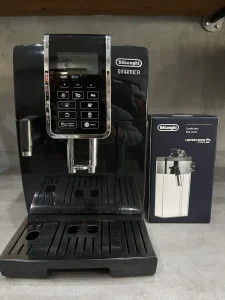 Delonghi Dinamica sa bokalom , garancija 6 meseci