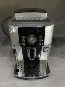 Delonghi Magifica S