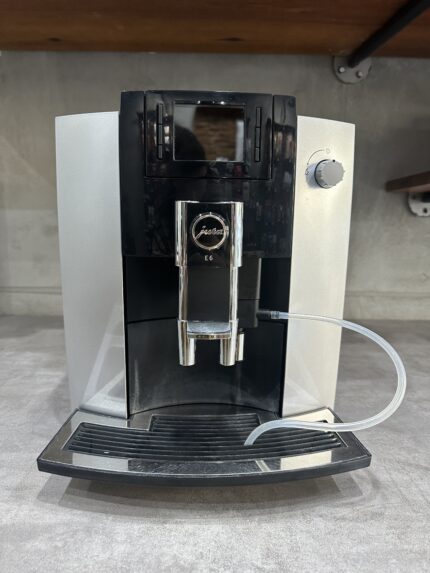 Jura E6