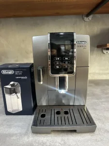 Delonghi Dinamica Plus, sa bokalom, garancija 6 meseci